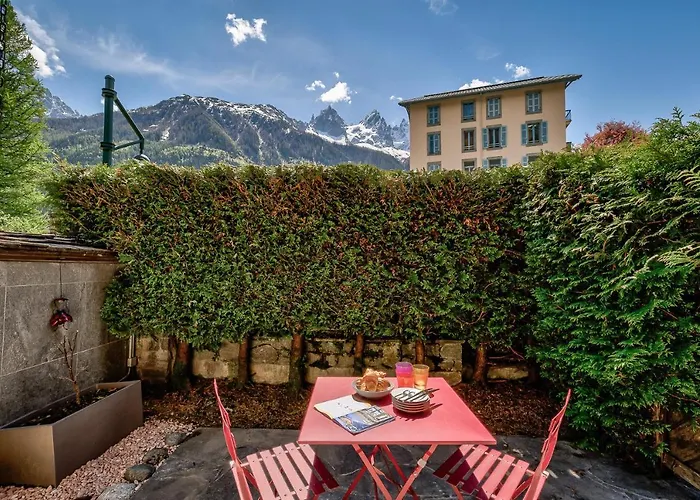 Pic Janvier, Alpes Agency, Les Praz, Chamonix, Sleeps 4-6 Chamonix